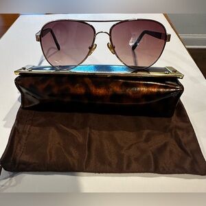 Tory Burch Stylish Aviator Sunglasses with Tortoise Shell Case